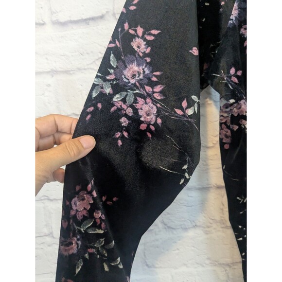 Torrid Velveteen Black & Pink Floral Sweatshirt 1XL Whimsygoth Punk Retro Witch - Picture 8 of 8